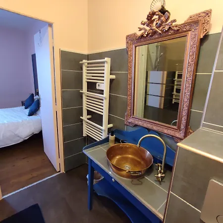 Chateau Saint-martin B&B